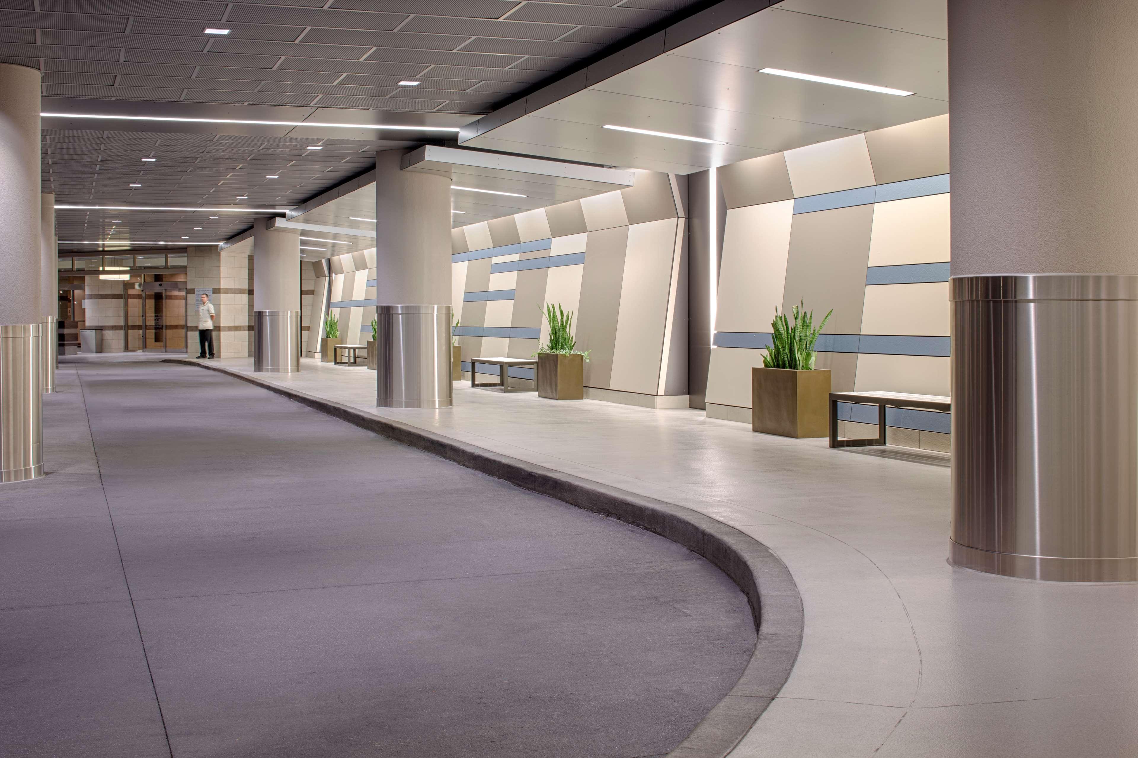 Hotel Hyatt Regency At State Capitol 4*